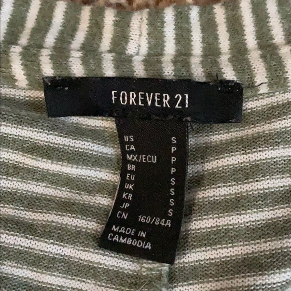 Forever 21 Sweater